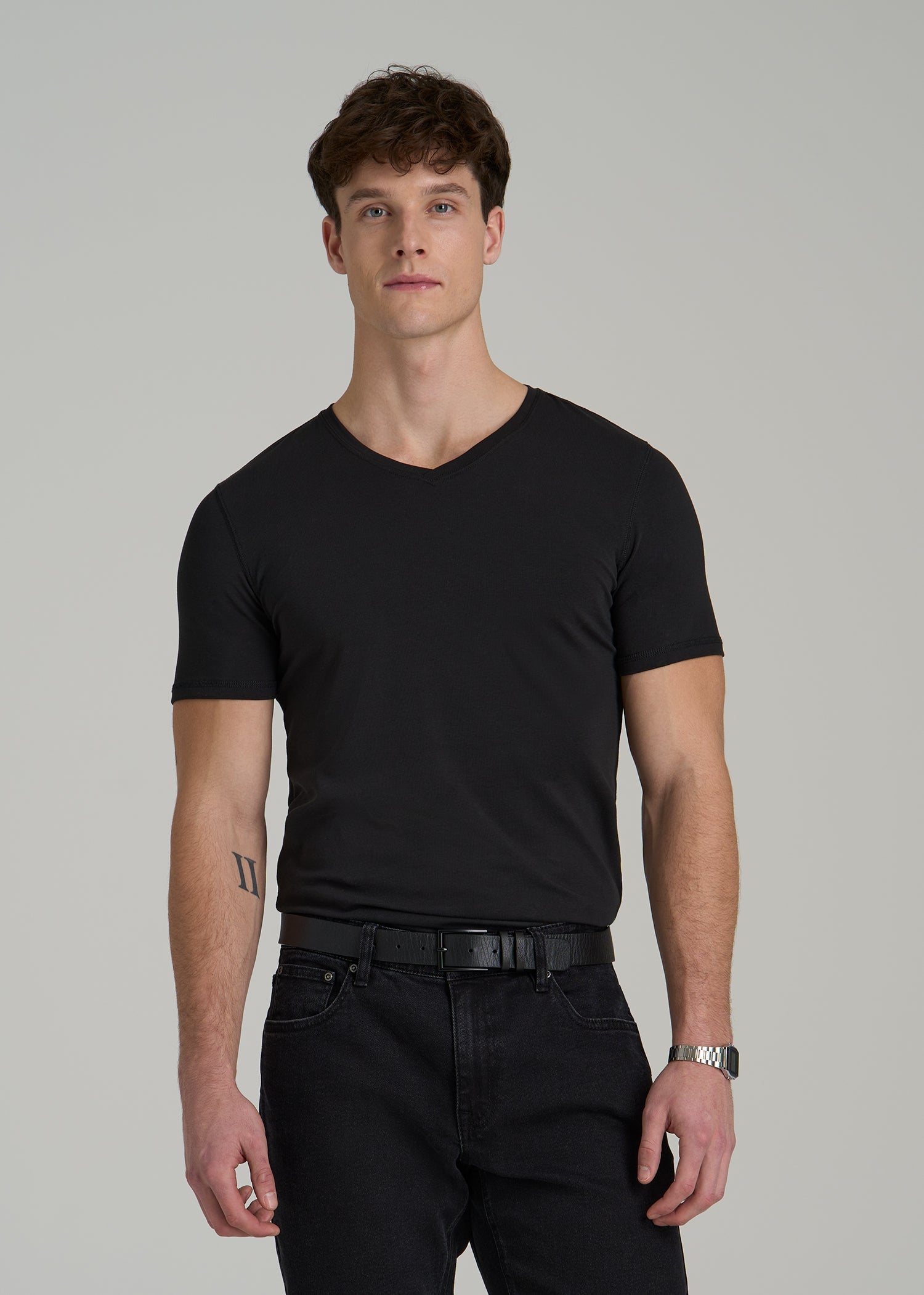 The Essential Slim Fit V-Neck Tee for Tall Men in Black