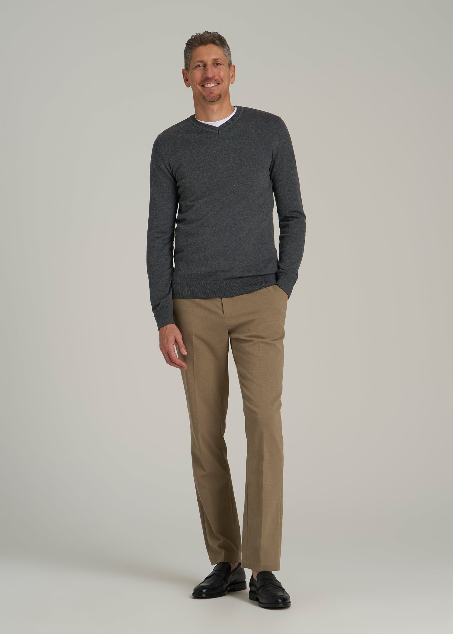 Everyday V-Neck Sweater for Tall Men in Charcoal Mix