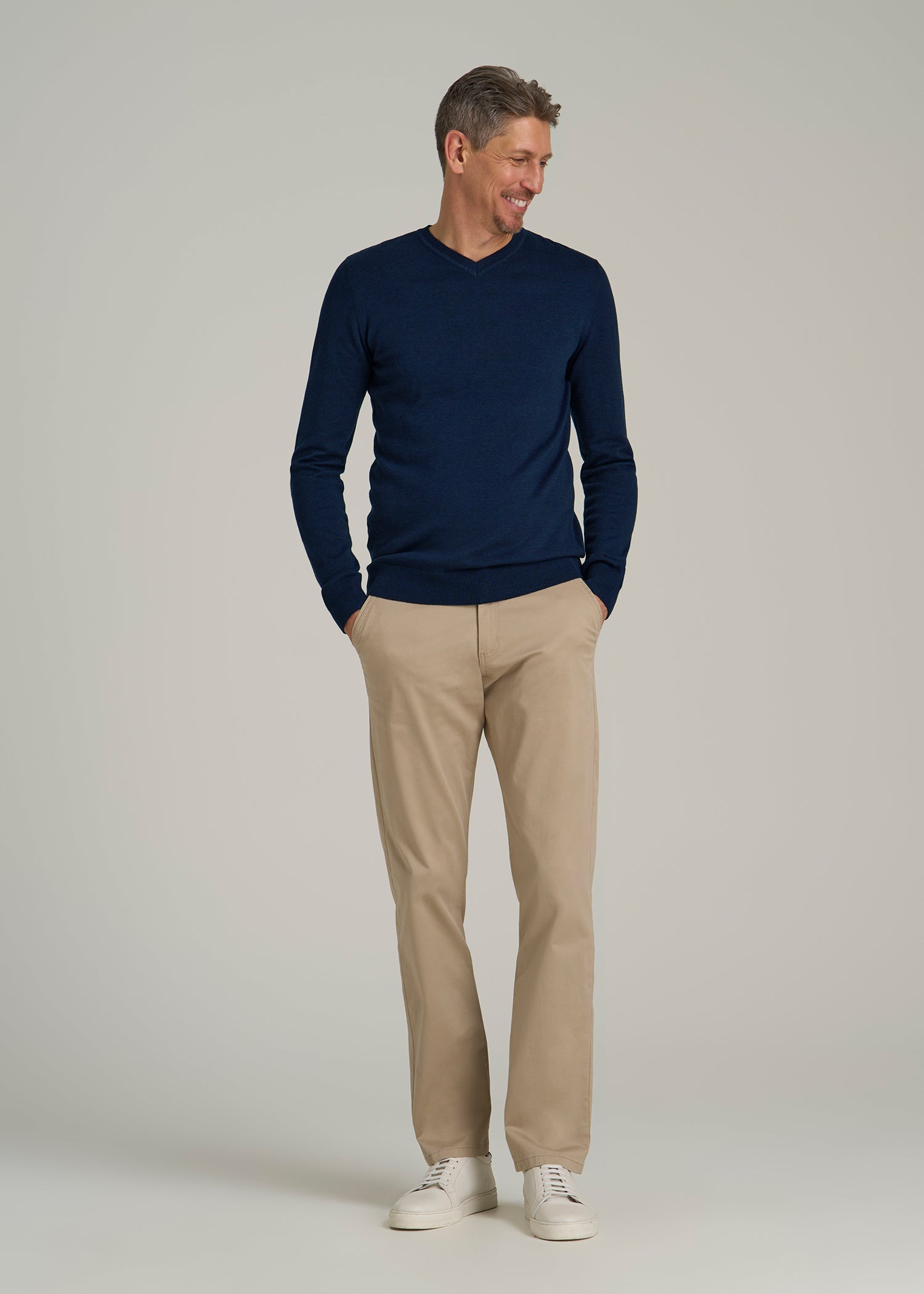Everyday V-Neck Sweater for Tall Men in Patriot Blue