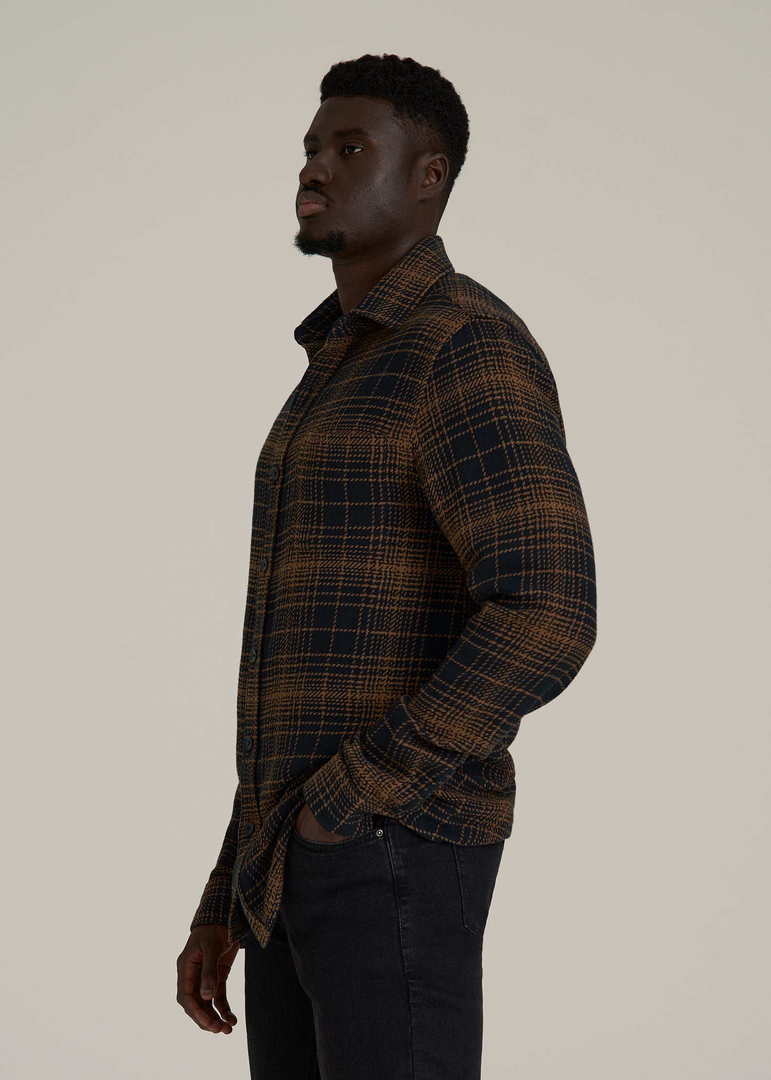 Lightweight Woven Overshirt for Tall Men in Black and Caramel Plaid