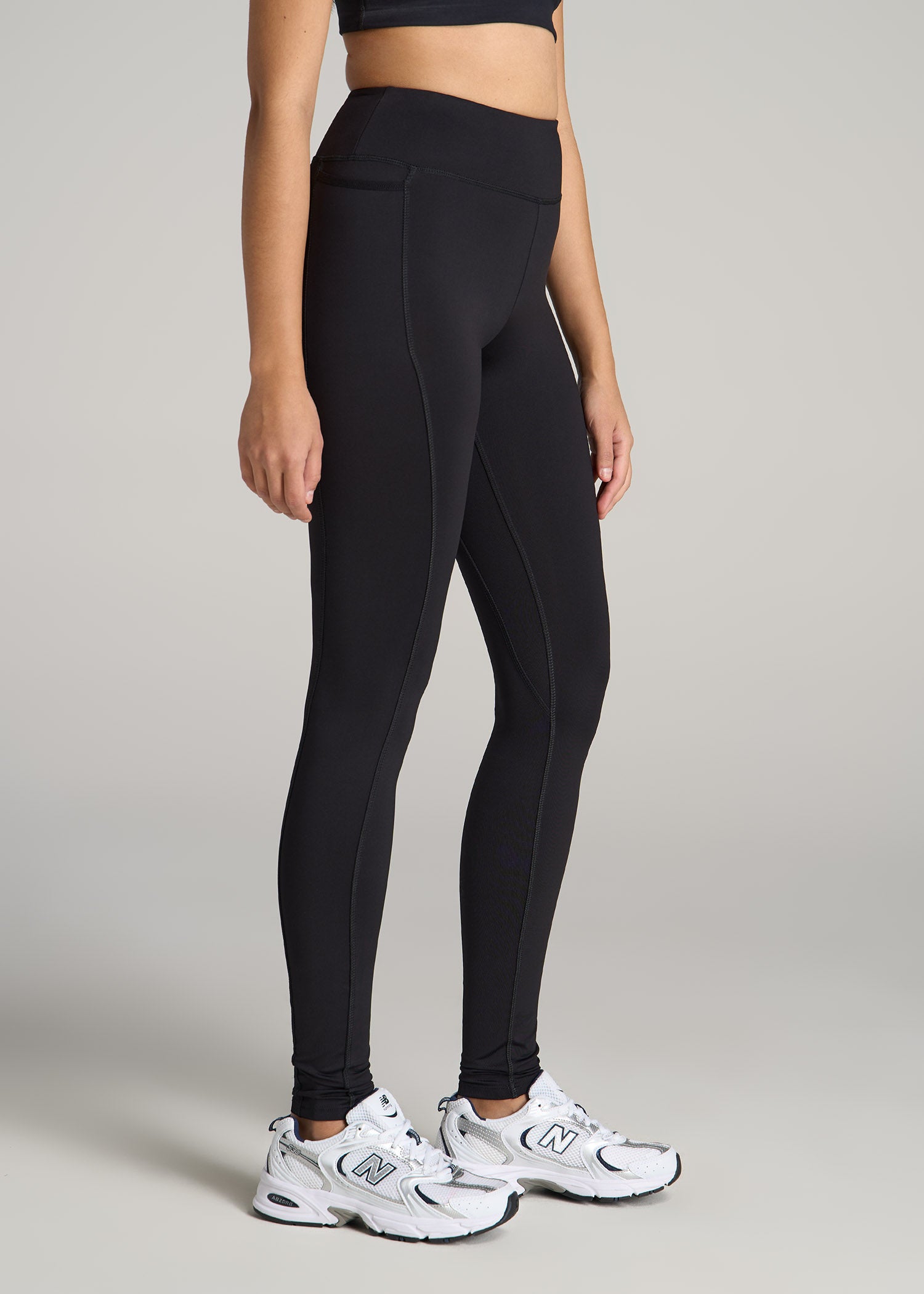 Bella Outer-Pocket Leggings for Tall Women in Black